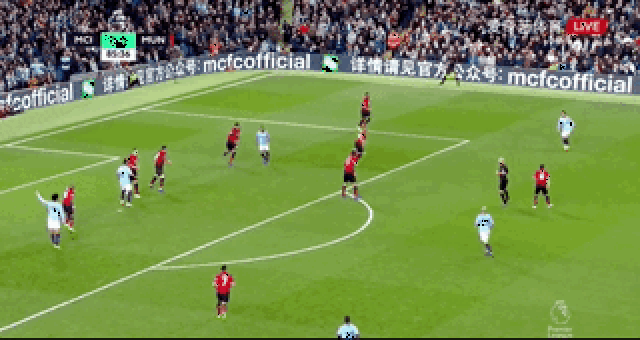 甘兹谈从国米转会米兰：虽然朋友也辱骂我，但是我从未后悔（甘兹谈从国米转投米兰：挨朋友骂也不曾后悔）