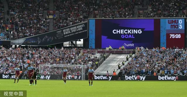 半场战报：美因茨0-0门兴格拉德巴赫（半场比分：美因茨与门兴格拉德巴赫0-0互交白卷）