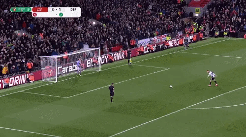 我晒干了沉默！河南后卫周缘德晒与网红田一名合影（打破沉默！河南后卫周缘德晒与网红田一名合影）