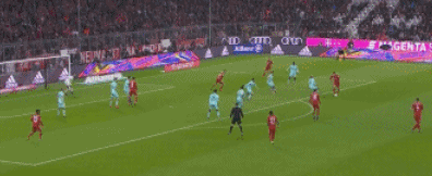 又是你，费兰-托雷斯西甲生涯两次戴帽都是对阵贝蒂斯（费兰-托雷斯西甲两次戴帽，均发生在对阵贝蒂斯时）