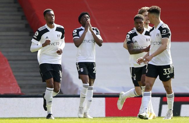 亚马尔战法兰克福全场数据：三次关键传球，助攻孔德反超比分（亚马尔对阵法兰克福送出3次关键传球，并助攻孔德完成反超）