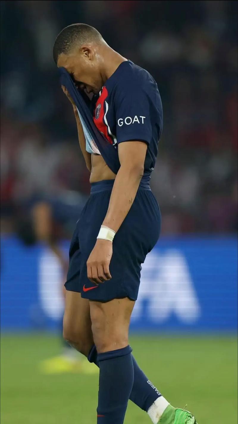 摩洛哥队非洲杯大名单：阿什拉夫领衔，卜拉欣、马兹拉维入选（摩洛哥队公布非洲杯参赛名单：阿什拉夫领衔，卜拉欣、马兹拉维在列）